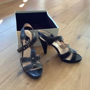 Coach Black Sandals - Great Preloved COndition! Size 8